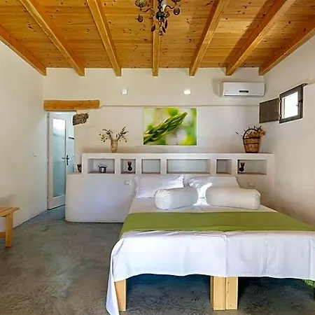 Bellolio Ecofarm קרוביניו